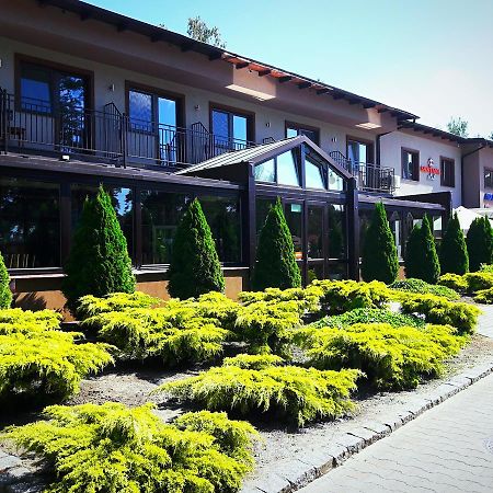 Santana Club Panzió Wielen Zaobrzanski Kültér fotó
