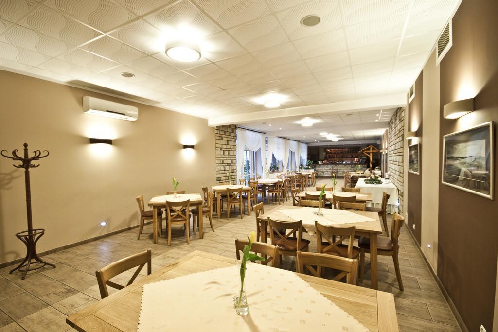 Santana Club Panzió Wielen Zaobrzanski Kültér fotó